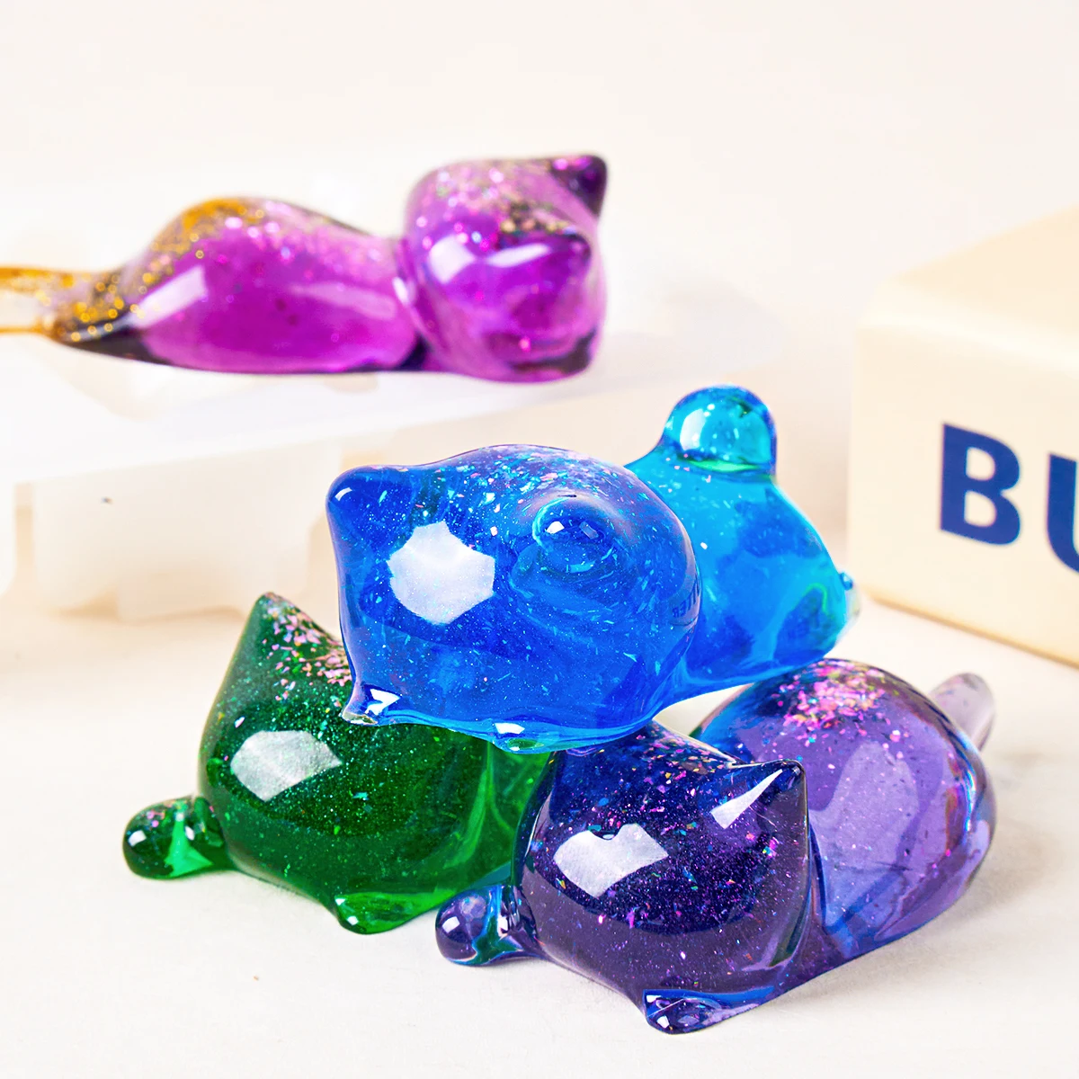 3D Cat Crystal Epoxy Resin Mold DIY Lying Cat Back Keychain Pen Holder Silicone Mold Handmade Craft Gifts Home Table Decor gallery 2