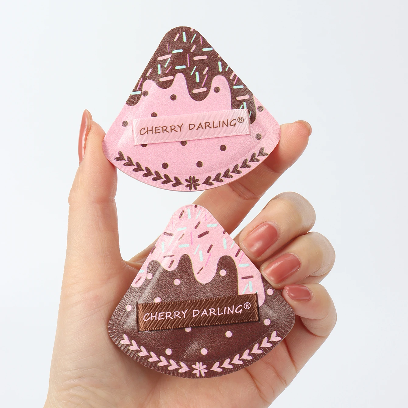 Cloud Puff 2/3 Stück, zum Auftragen von Make-up durch Drücken oder Klopfen, macht das Make-up leicht und atmungsaktiv für einen natürlichen Look, geeignet. – Detail 14