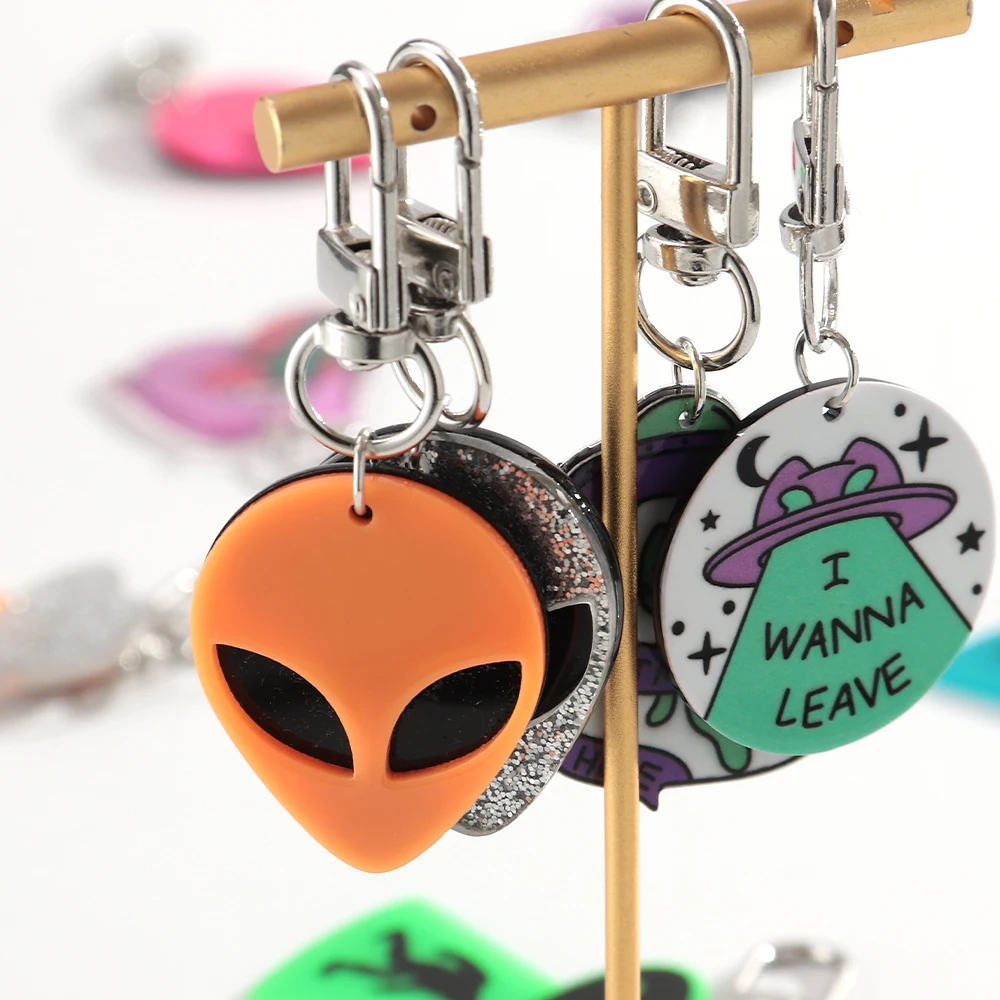 Creative Colorful Acrylic UFO Alien Keychain Funny Keyring Bag Charms Pendant for Men Women Halloween Jewelry Accessories Gift