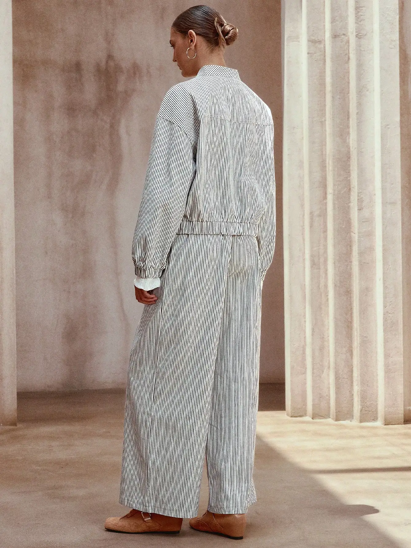 

Women's Striped Zip-Up Collar Long Sleeve Jacket And Loose Wide Leg Pants 2 Piece Set