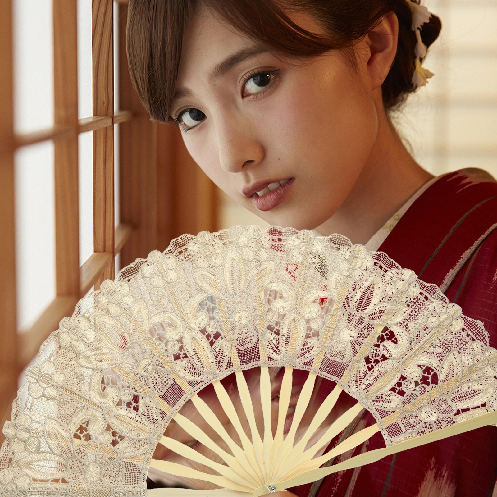 

Retro Lace Fan European Style Hollow Lace Wedding Fan Bamboo Wedding Party Props H held Cooling Dance Photography