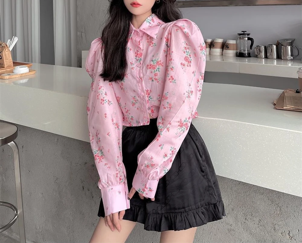 Sweet and Cool Girl Small Floral Age Reduction Pink Shirt Spring and Autumn 2025 New Bubble Long Sleeve Short Waistless Top Tide - Image 4