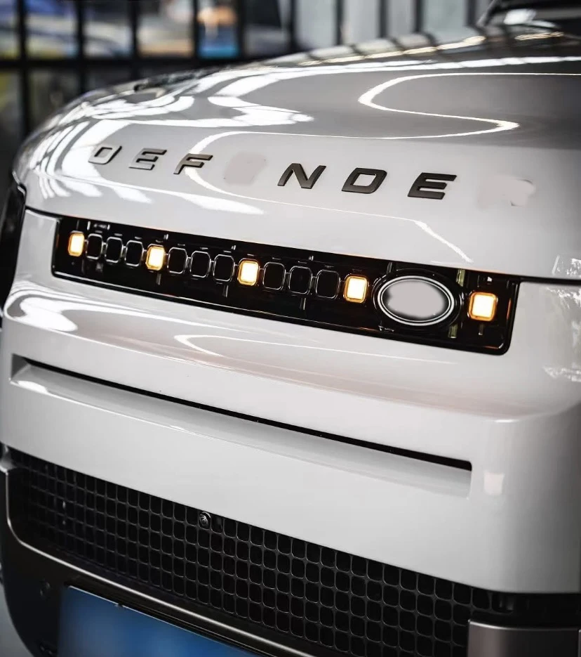 Car Ventilation Grille Front Bumper Grill With Led Dynamic Running Light OCTA for Land Rover Defender 2020-2026 90 110 130