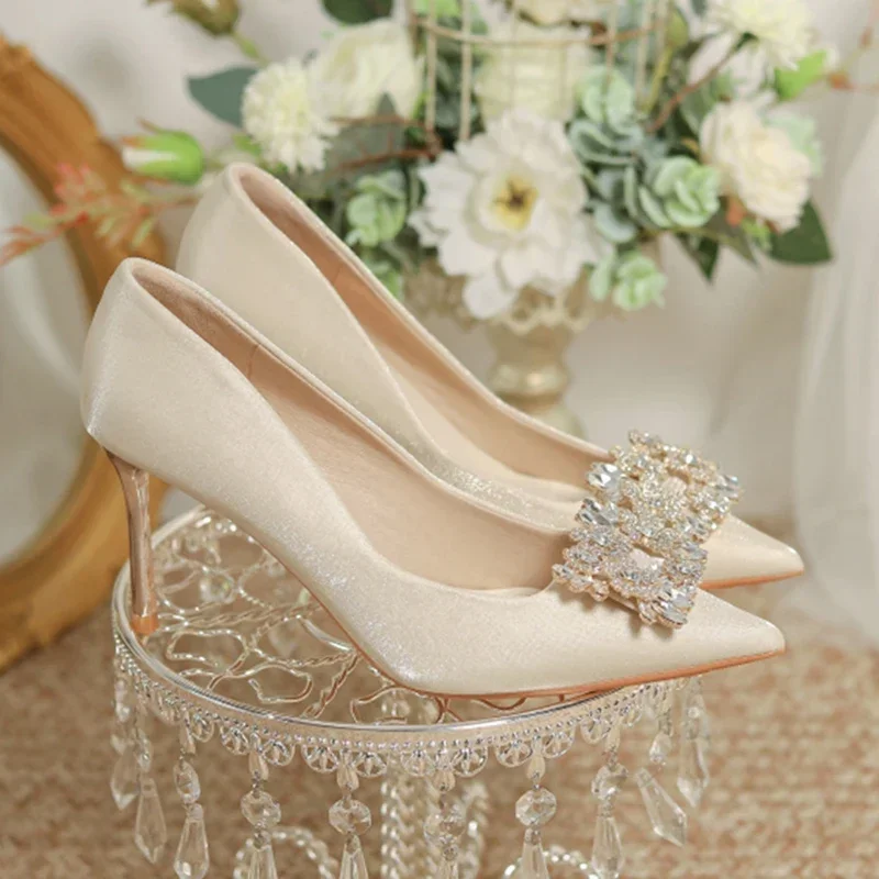 

Women's Crystal Square Buckle High Heels Pumps 2024 Elegant Silk Thin Heeled Wedding Shoes Woman Slip On Pointed Toe Dress Shoes