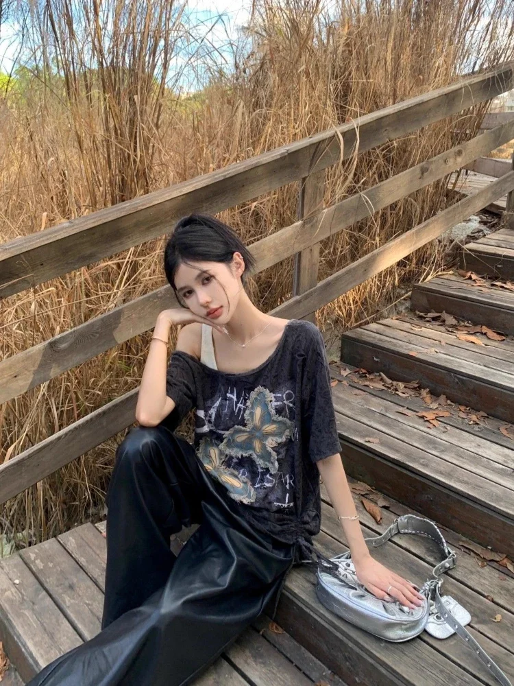 Camiseta larga holgada con bordado para mujer, camisetas coreanas elegantes con hombros descubiertos, muchas ropa, ropa de calle, Tops Kpop para mujer