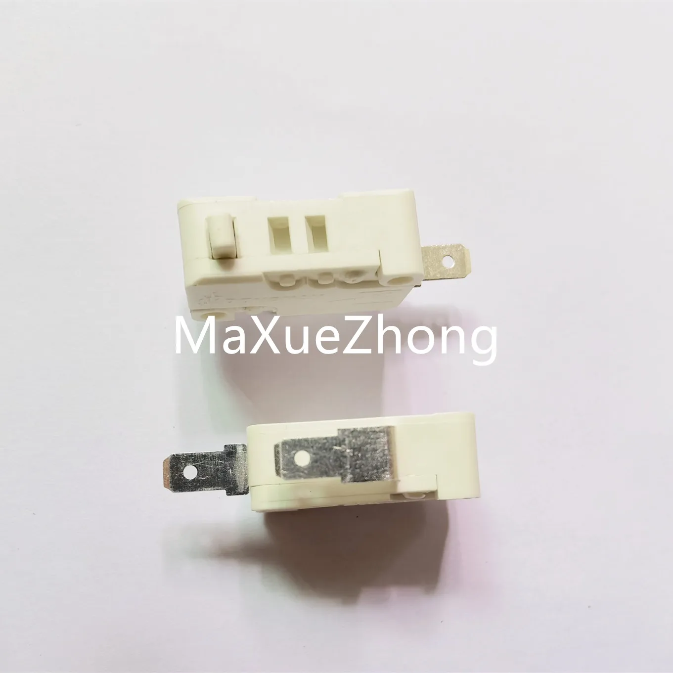 Original new 100% micro switch 2pin MS1-03 normally open light pressure contact switch 3A 250VAC