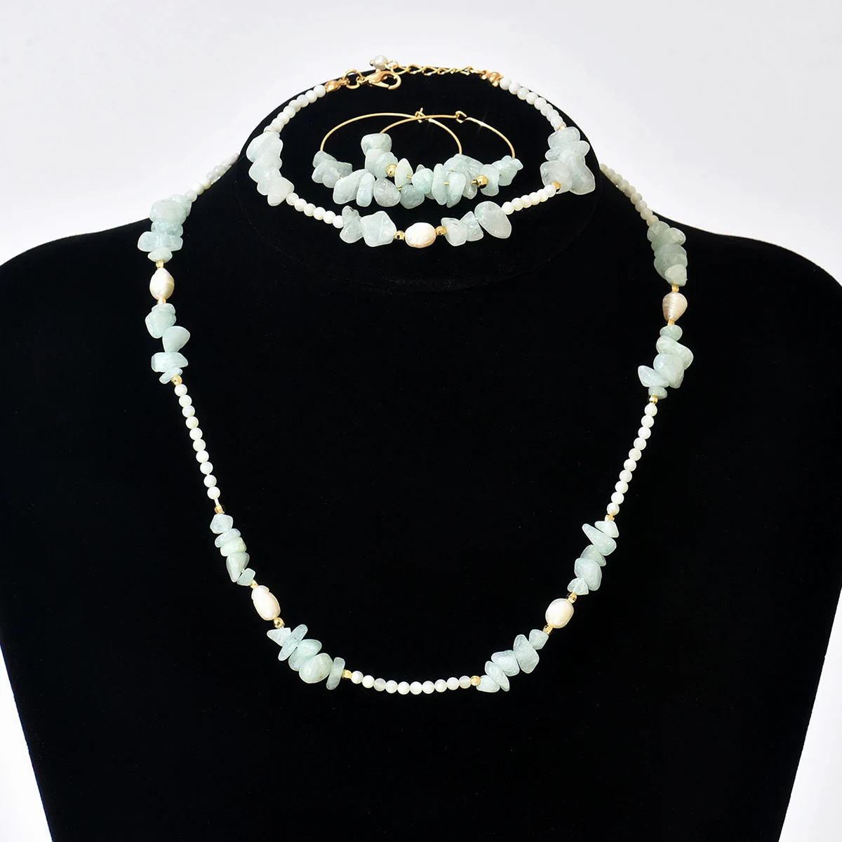 

Handmade Beaded Vacation Style Jewelry Set with Irregular Geometric Shapes - Necklace Earrings Bracelet for Ladies Festive Gift