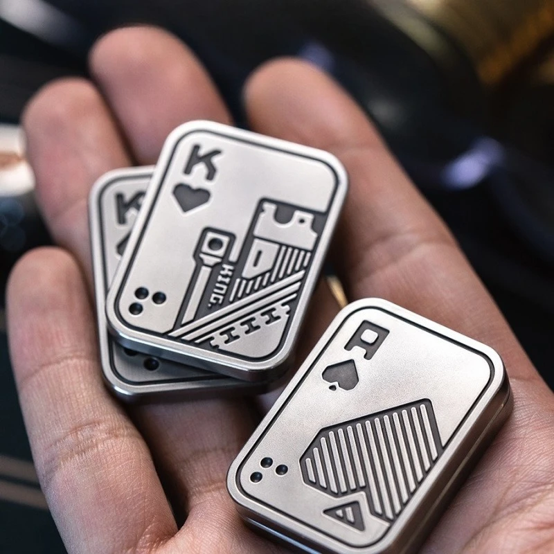 Metalowy slider antystresowy w kształcie czaszki, zabawka do ściskania, antystresowa, EDC, spinning top, zabawki pokerowe, prezenty dla dorosłych, artefakt do obracania na palcach, AK.