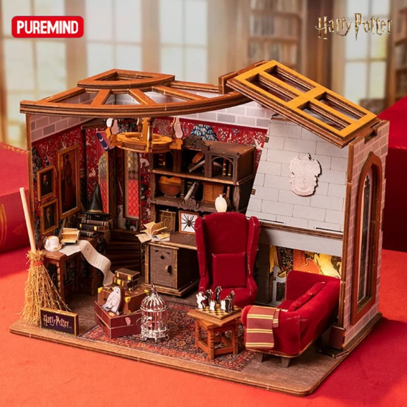 PUREMIND Harry Potter Series Wooden Building Blocks Gryffindor Common Room Scene Assembly Model Toy Desktop Ornament Gift