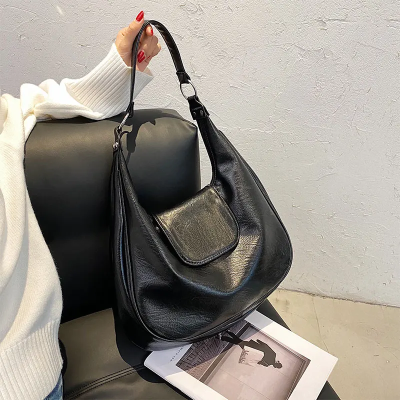 Retro Pure Color Shoulder Bag Large Capacity Crossbody Women's Bag Work Commuter Casual Versatile Underarm Bag