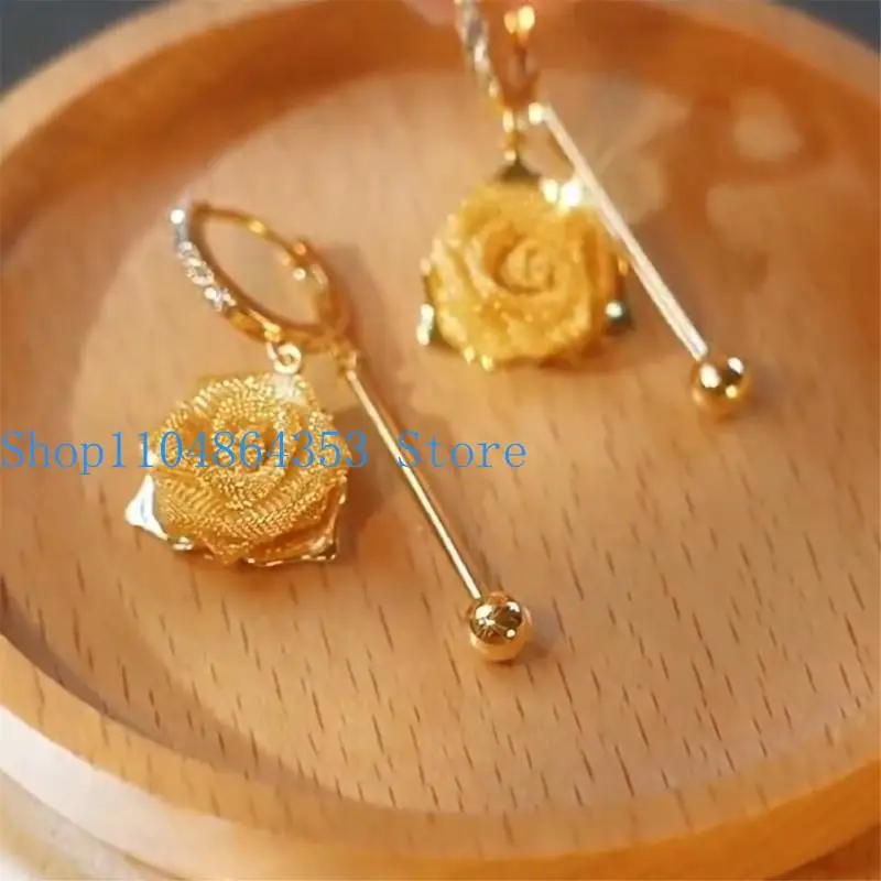 652F Rose Inspires Dangle Earrings Lightweight Alloy Construction Comfort Wear Day To Night Jewelry For Special Event