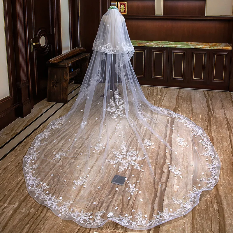 

Wedding Veil Face-Covered White Ivory Bridal Veils 3Meters Cathedral Length Applique Lace Edge Luxurious Veils with Blusher