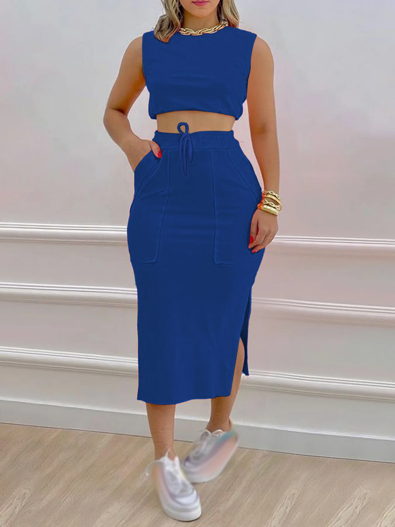 Women\'s Skirt Set Solid Round Neck Short Sleeveless Top and Fashionable Temperament Half Dress Suit Streetwear Summer 2024 New