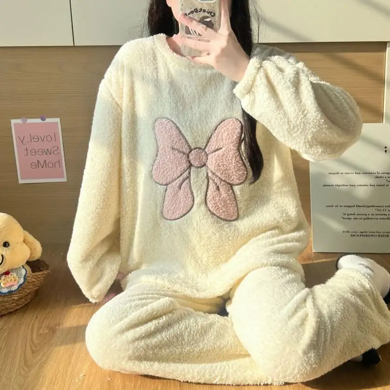 بيجامة نسائية شتوية سميكة مبطنة بالصوف الدفء ملابس نوم مريحة بأكمام طويلة وسراويل ملابس منزلية