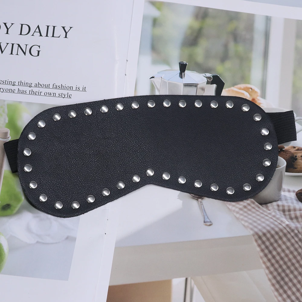 Dunkler Stil Nieten Leder Augenmaske Edgy Cool Party Augenabdeckung Mode Outfit Foto Requisite Trendy Y2K Grunge Girl Accessoire