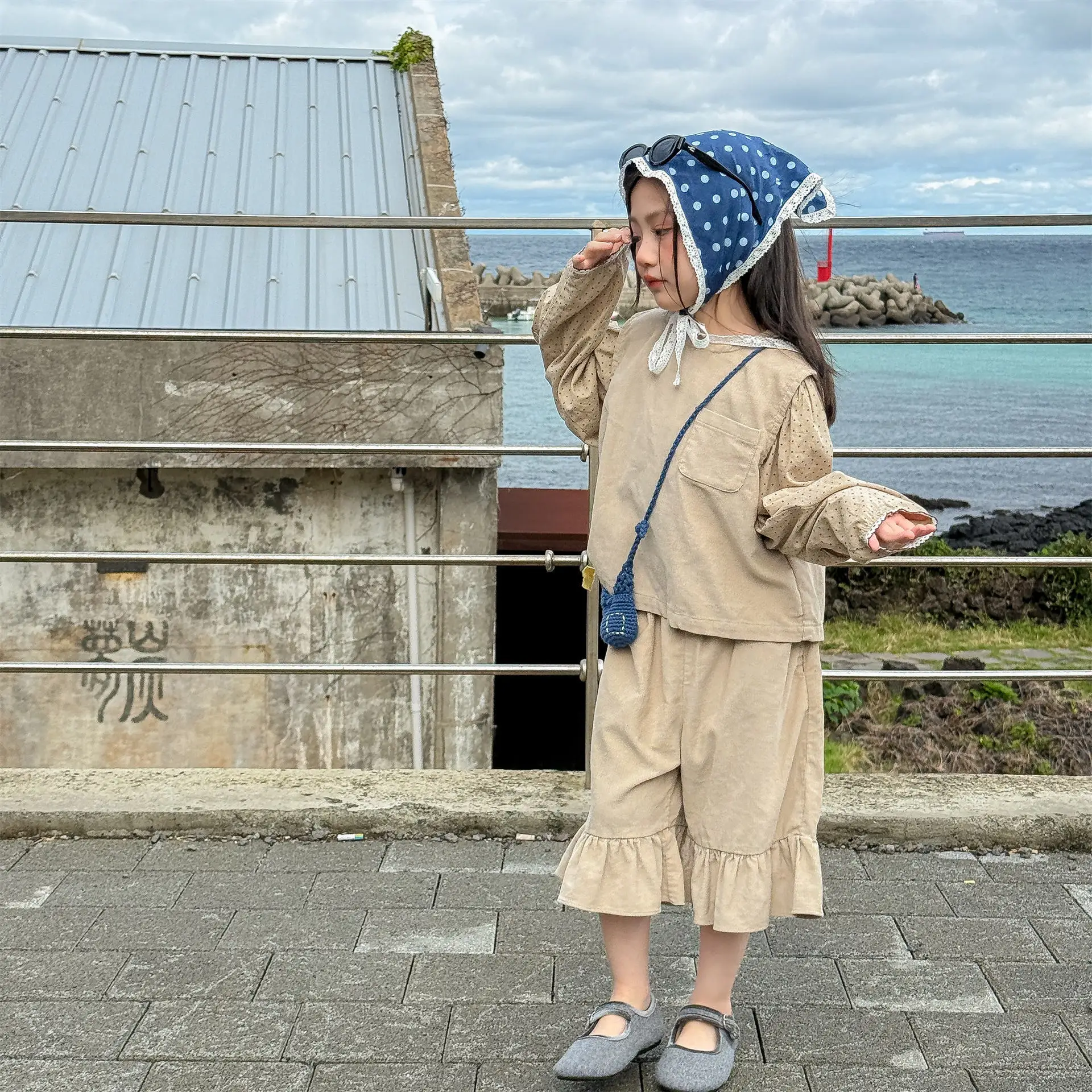 

2026 Spring New Children Sleeveless Clothes Set Fashion Girls Vest + Capri Pants 2pcs Suit Kids Toddler Cotton Casual Outfits