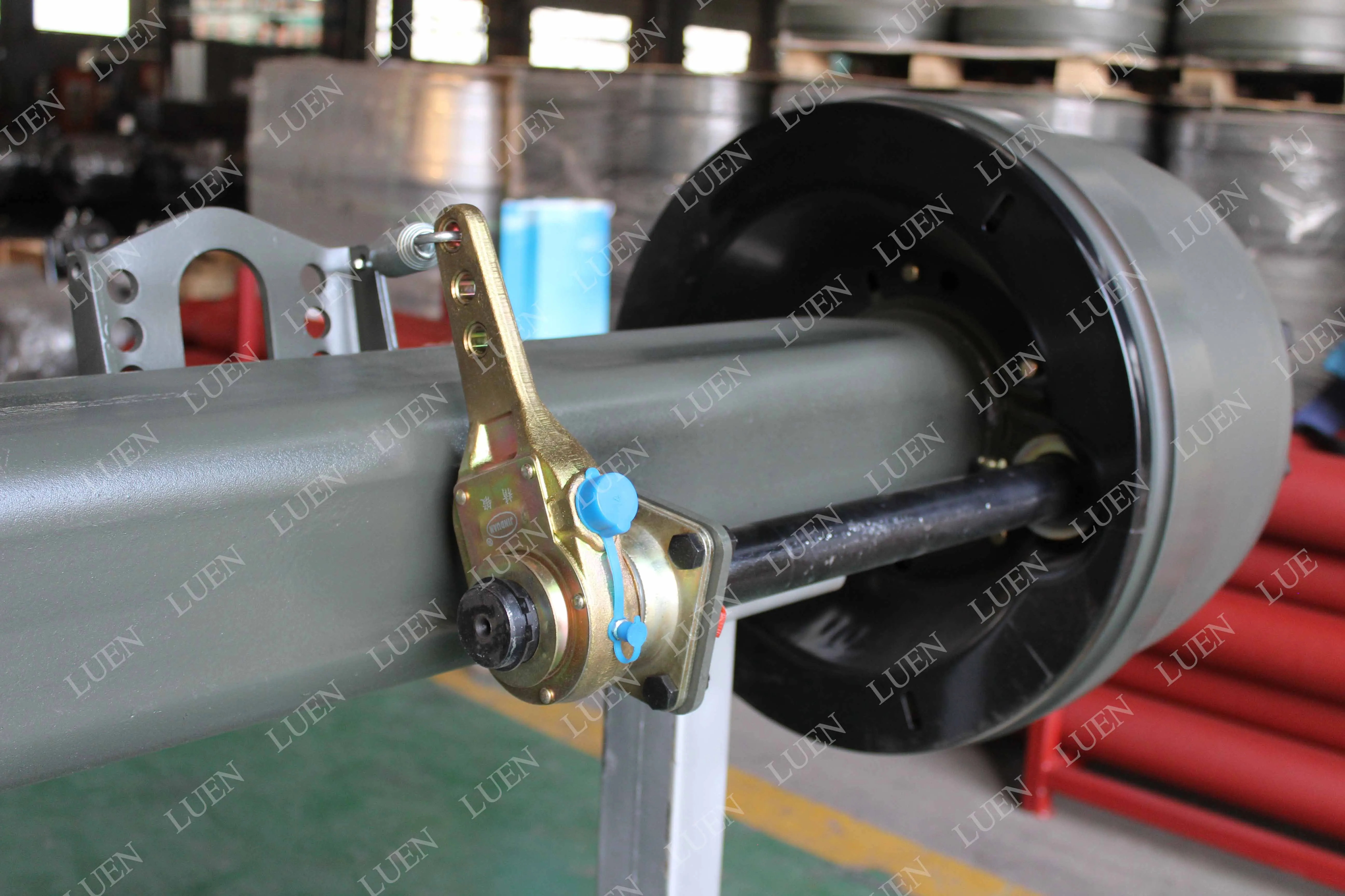 Durable 13ton Trailer Axle Hubs Chinese Factory Direct Sales American Type Axle With Inboard Drum For Semi Trailer Truck