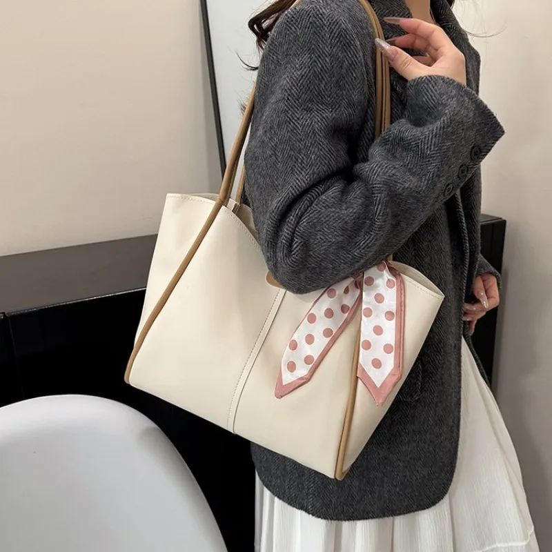 CEEKAY Damen-Tragetasche, cremeweiß, weiches PU-Leder, große Schulterhandtasche mit Schal-Detail und Beutel-Set, für den täglichen Pendelverkehr, lässig – Detail 28