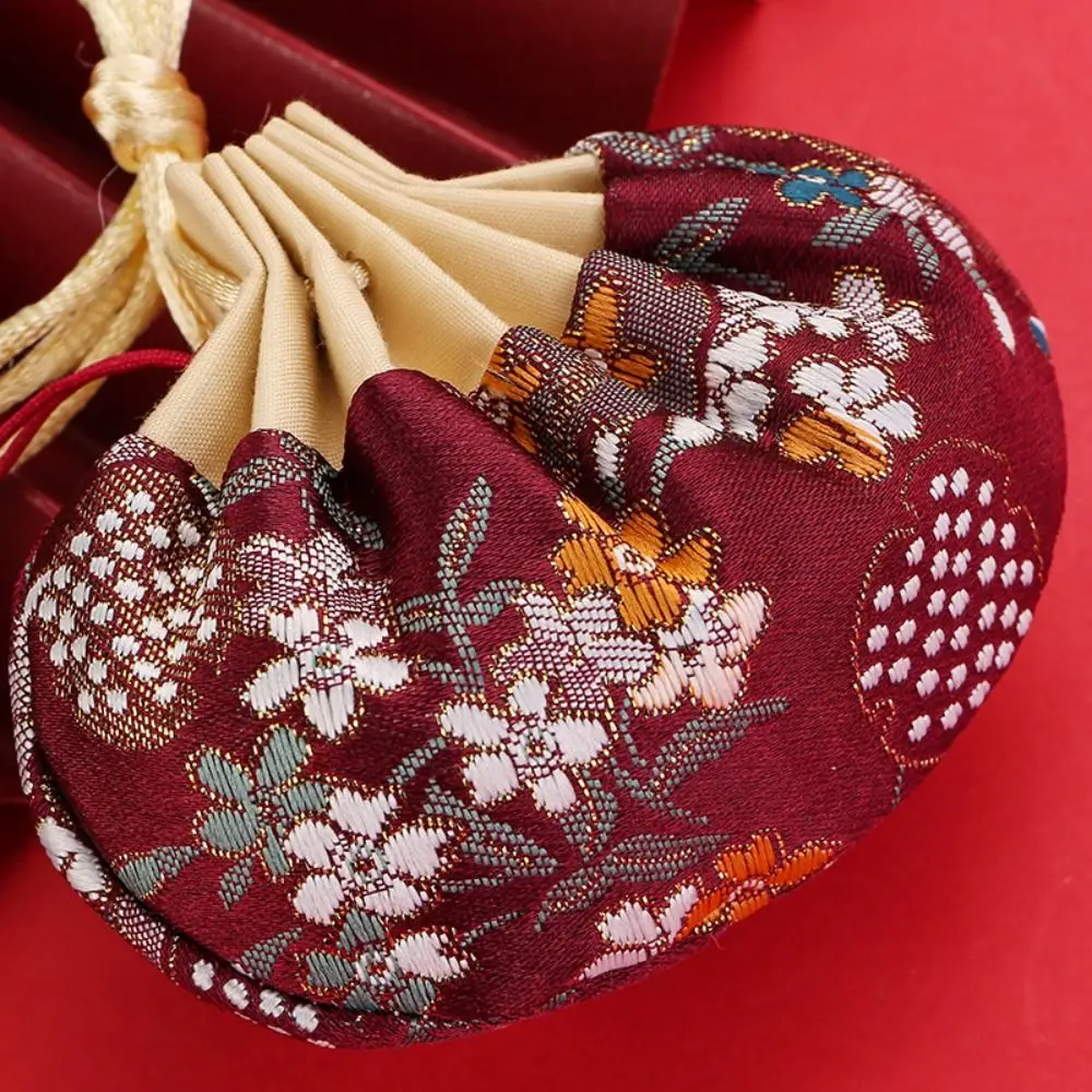 

Flower Pattern Necklaces Case Embroidery Cloth Tassel Empty Sachet Chinese Style Storage Bag Purse Pouch Women Jewelry Bag