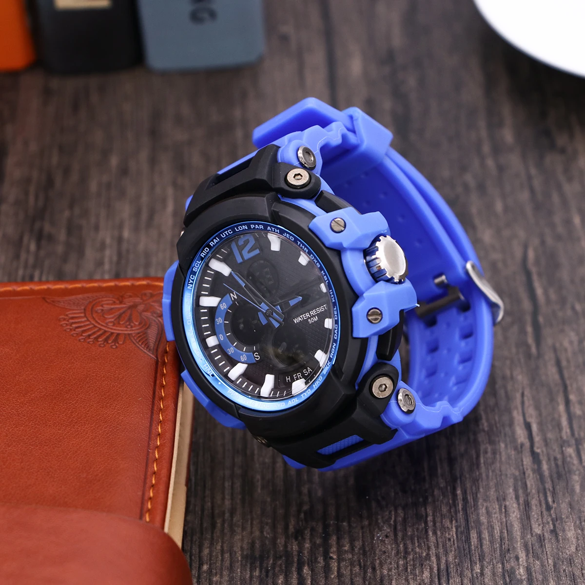 

LED Digital Watch for Men Sports Waterproof 50M Night Display Chronograph Alarm Date Week Dual Time Stopwatch EL Light Quartz