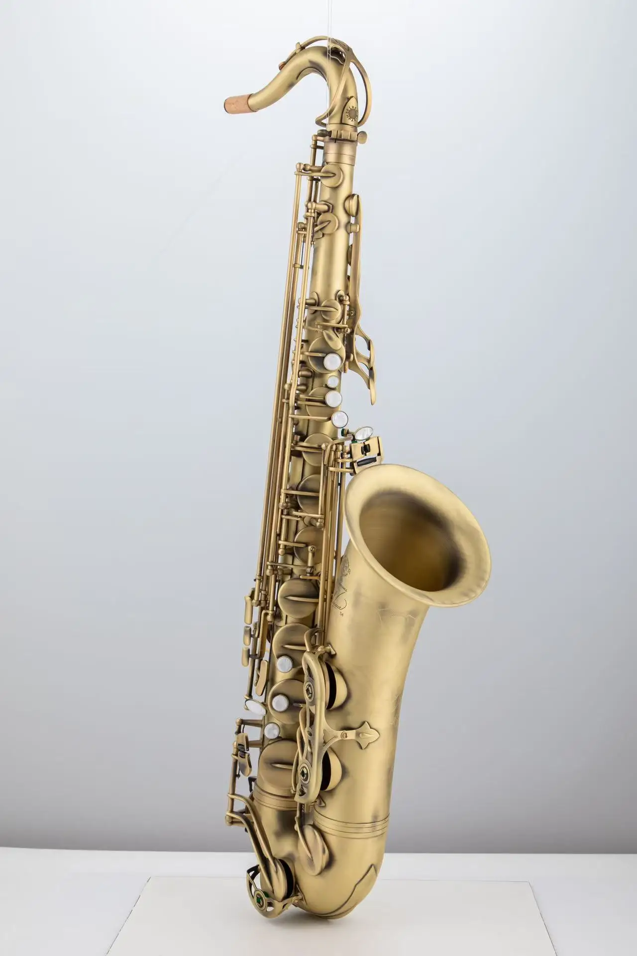 Matte original 54 one to one structure model Bb professional tenor saxophone retro antique copper Tenor sax jazz instrument image 3
