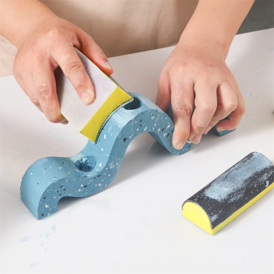 BOOWAN NICOLE Round Hand Sanding Block – 2.9" Hook & Loop Sander With 100/400/1000 Grit Sandpapers For Jesmonite, Concrete, Terrazzo & Wood