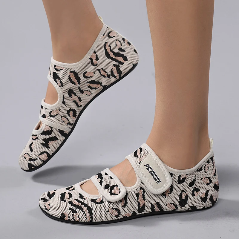 Wasserschuhe für Damen, schnell trocknende Aqua-Socken, Schwimmen, Strand, Barfuß, Yoga, Übungskleidung, Sportzubehör, Pool, Camping, Slip-on – Detail 3