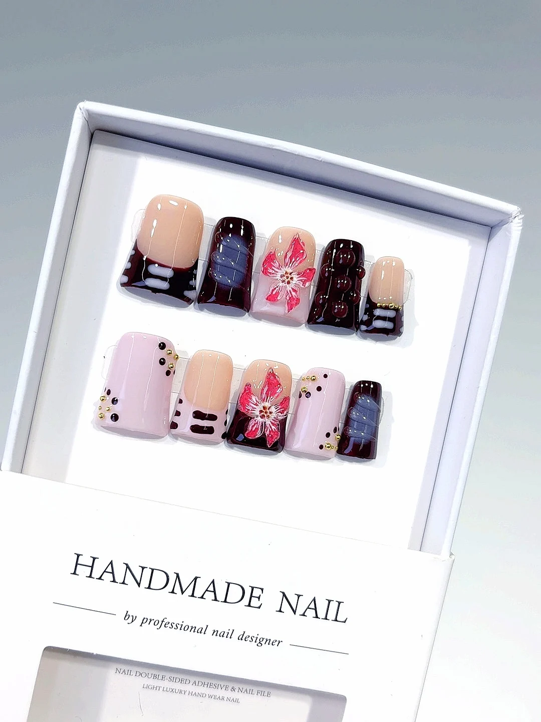 

Pink Burgundy 3D Floral Dot Rhinestone Short Square Press on Nails（L252）