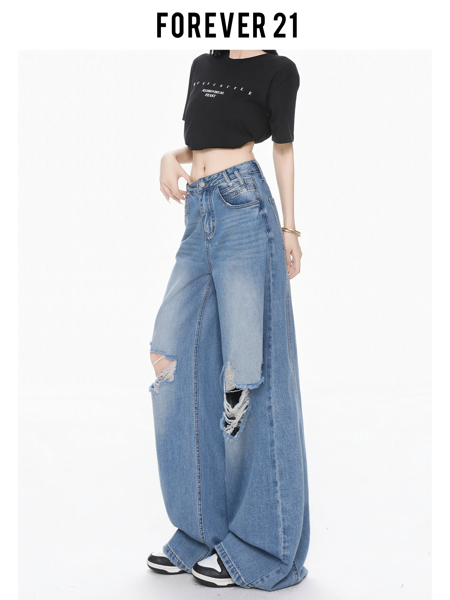 Calça Jeans Feminina de Cintura Alta, Perna Larga Solta, Azul com Rasgos, Estilo Americano, Modela o Corpo Tipo Pera, Jeans de Verão Forever 21