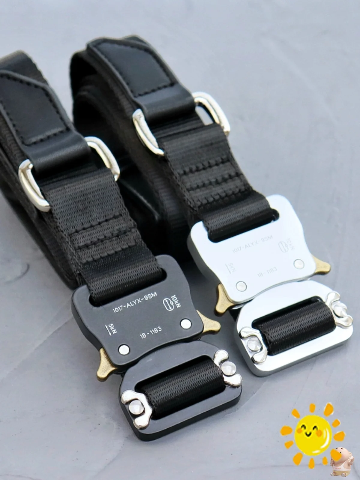 

24SS New Arrival 1017 ALYX 9SM Classic Rollercoaster Belt Men Women Silvery Metal Buckle ALYX Belts Jacquard Logo Labeled