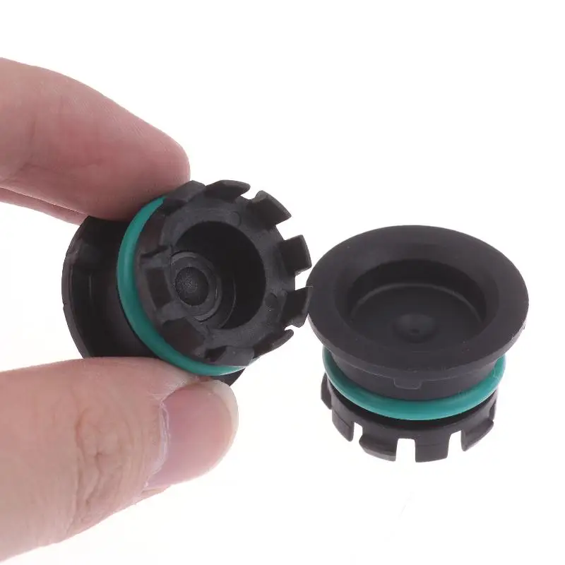 

1/2Pcs Plastic LR135858 Crankshaft Front Crankshaft Cap Plugs Replacement Car Accessories High Quality