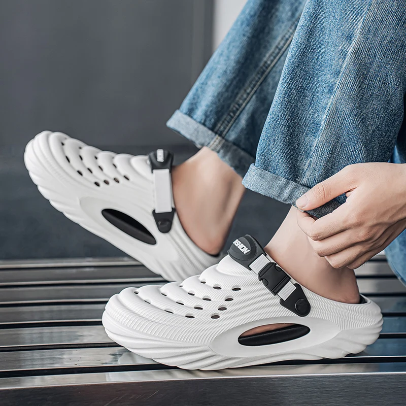 2025 New Men Massage Slippers Slides Indoor Outdoor Sandals Beach Casual Shoes Comfortable Sole Men's Slippers Big Size 40-45 image 4
