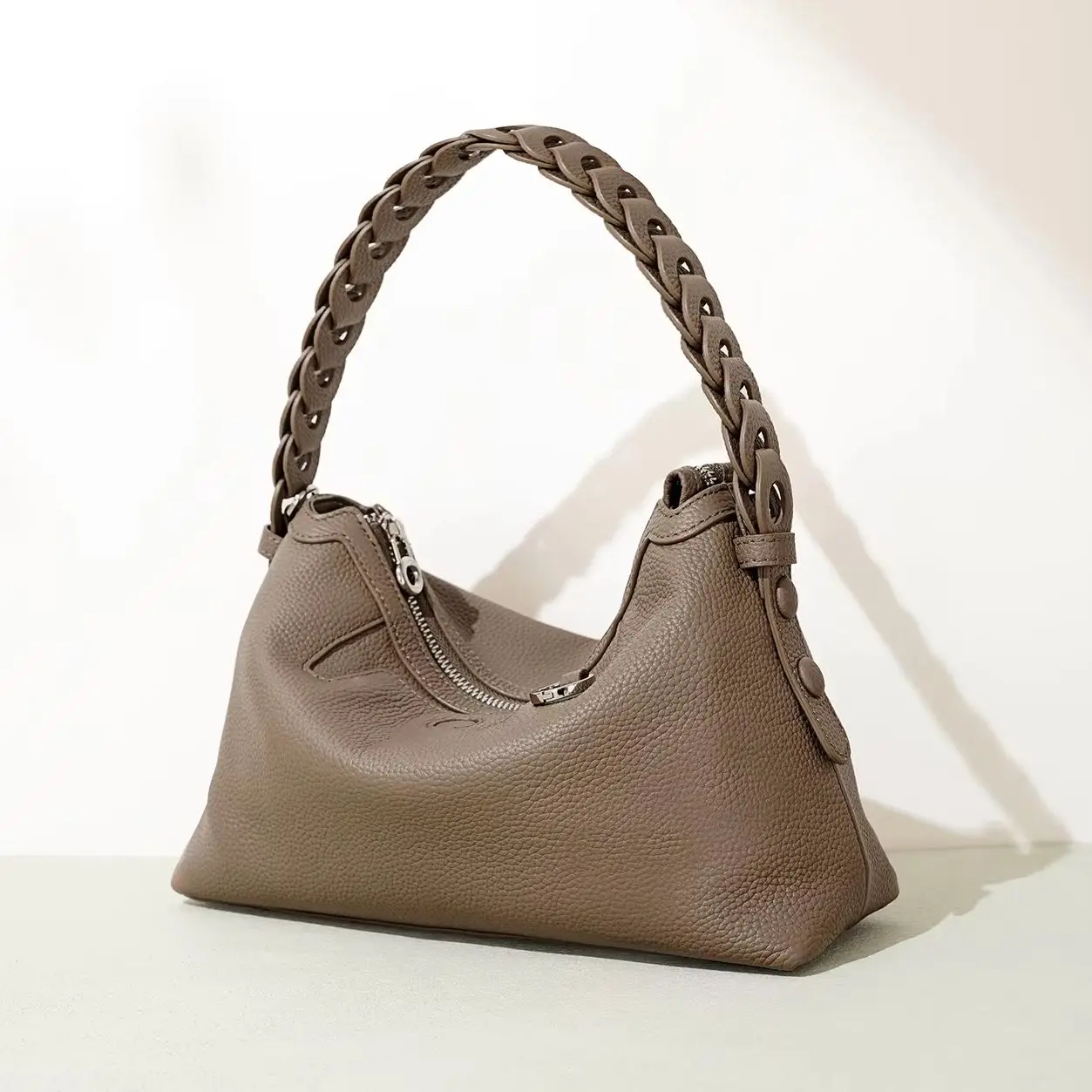 

Genuine Grade Women's Leather Small Handbag Luxury Deisgner Brand Ladies Shoulder Crossbody Purses Bags for Woman Tote 2026 New