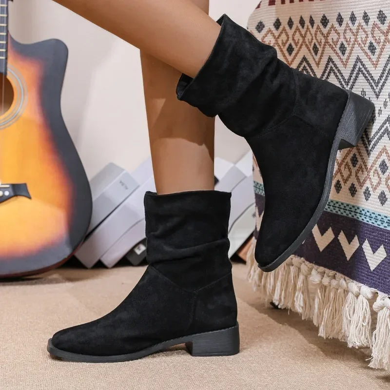 2024 Fashionable and Comfortable Hot-selling Women's Boots Autumn Round Toe Solid Color Short Tube Thick Heel Large Size Boots