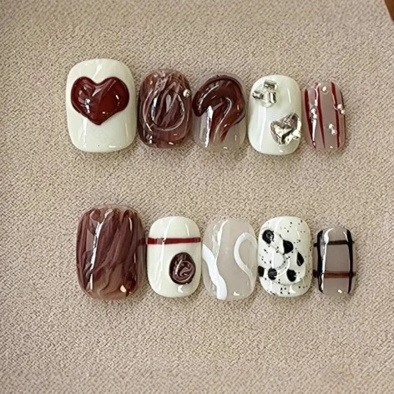 10 قطعة سلم قصير مصنوع يدويًا تغطية كاملة للأظافر دونات مع أحجار الراين اضغط على الأظافر أظافر صناعية على شكل قلب ملصق أظافر جل #3