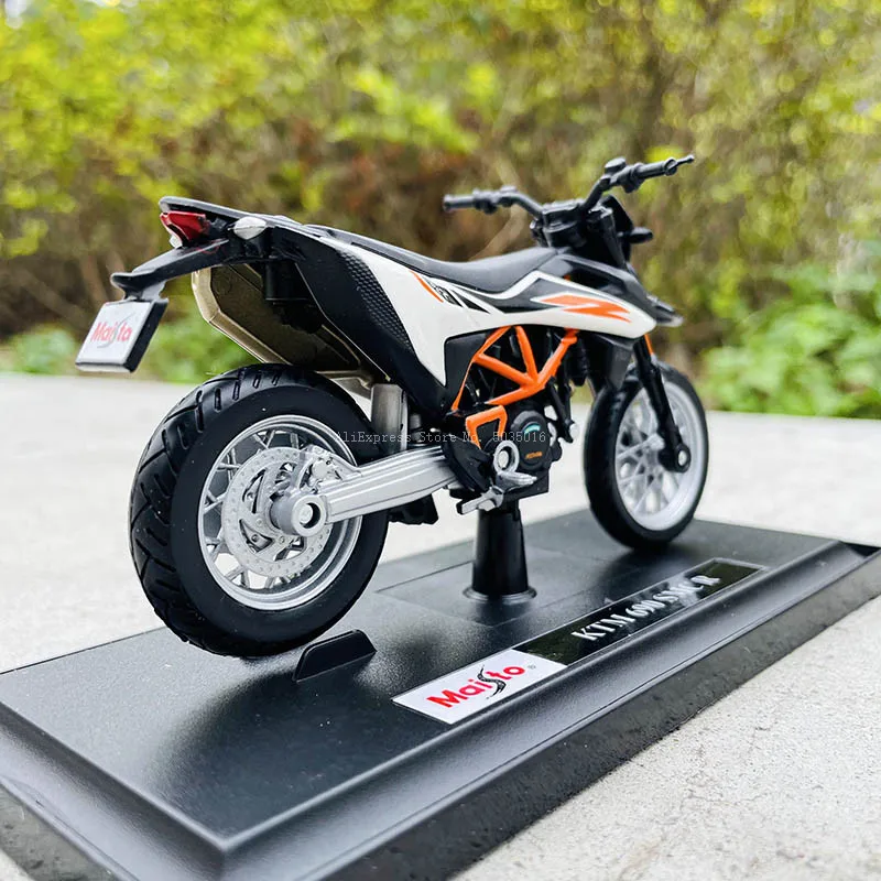 Maisto 1:18 KTM 690 SMC R Static Die Casting Car Model Alloy Toy Collection Motorcycle Model Genuine Authorization