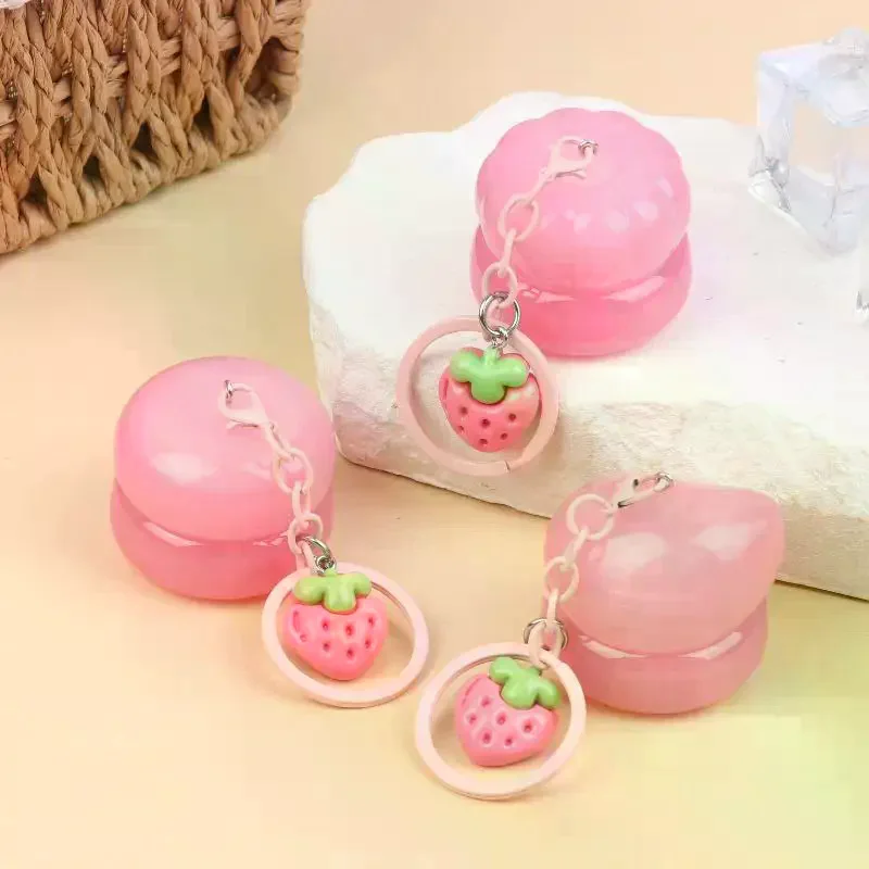 1Pcs 5g Mini Empty Plastic Lip Mask Jars With Keychain Pendant Lip Balm Cans Cream Lip Balm Containers Lipstick Makeup Container