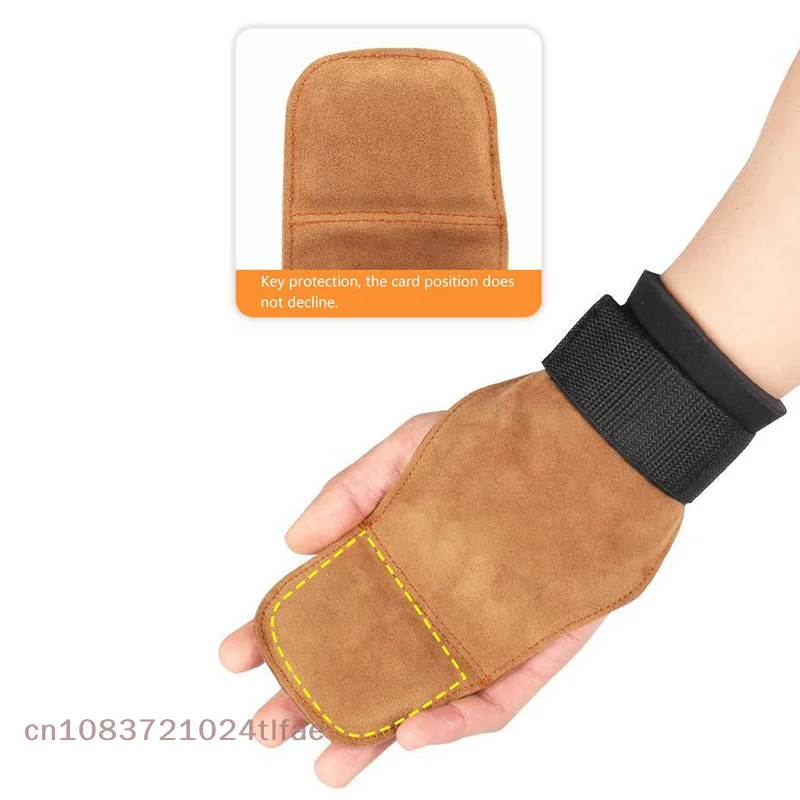 Gants en caoutchouc Double couche avec sangles de poignet, poignées de musculation adaptées à l'entraînement de gymnastique, à la presse sur banc et aux tractions