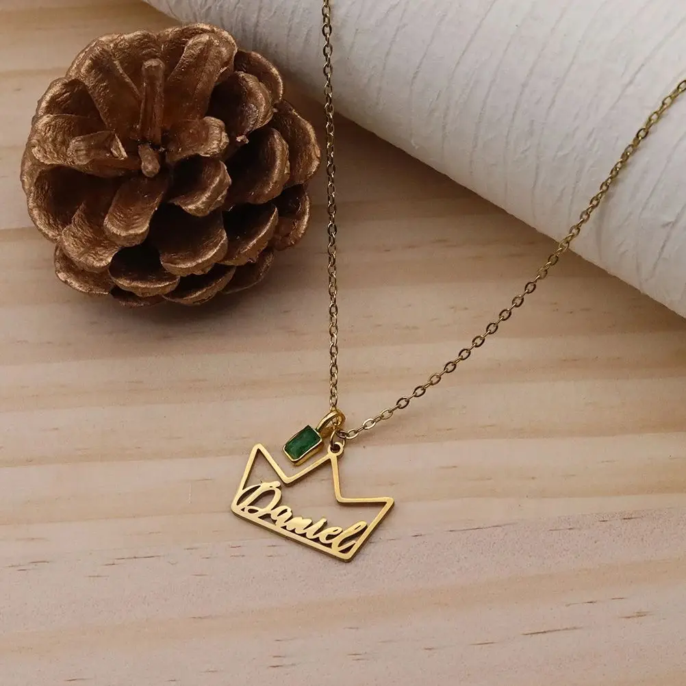 

Chandler Custom Name Baby Pendant Necklace with Crown Unisex Birthday Gift Trendy Personalized Jewelry for Boys And Girls