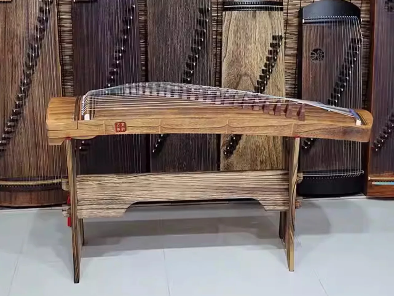 Instrumentos de cuerda chinos de madera de paulownia Guzheng 120cm