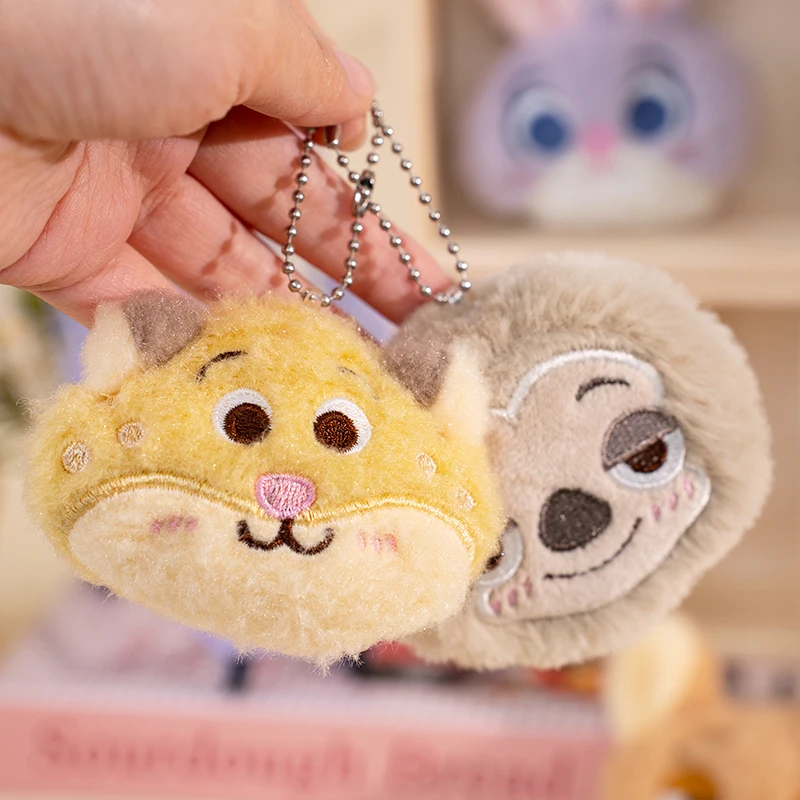 かわいいぬいぐるみキーホルダー ブローチ ジュディ 学生バッグチャーム アクセサリー ソフトトイキーリング 毛皮のような動物デザイン