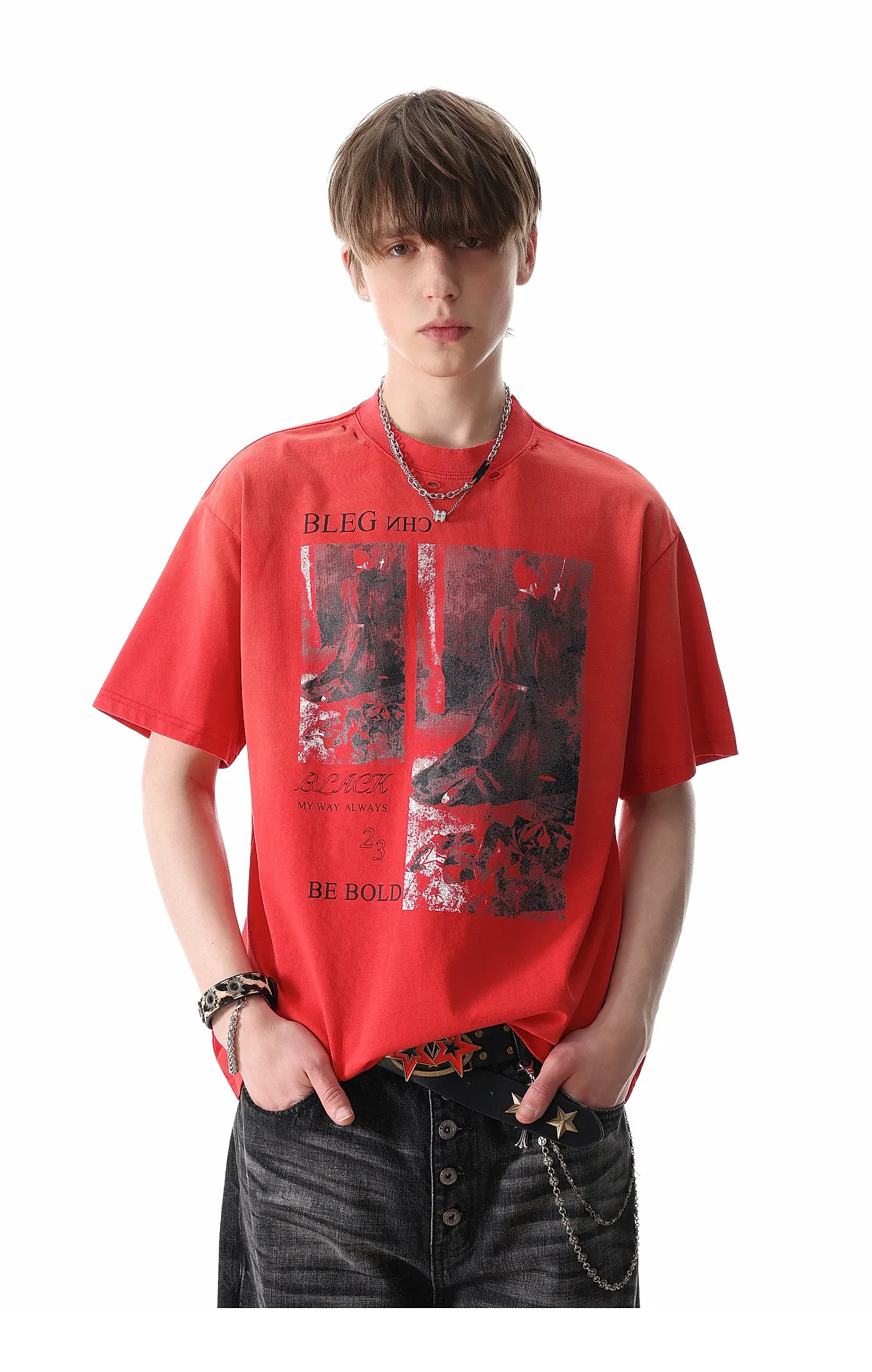 2026 Summer New Men Dark Figure Collage Letter Print Loose Casual Daily Washed Streetwear Short Sleeve Red Top