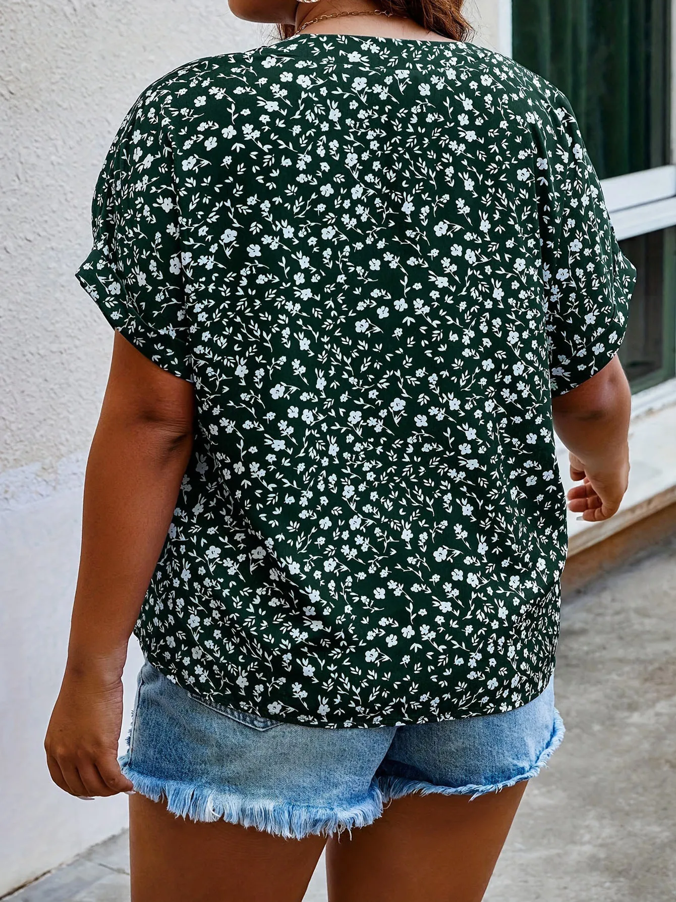 Women's Plus-Size All-Over Print Casual Summer Top – Drop-Shoulder, Short-Sleeve, V-Neck