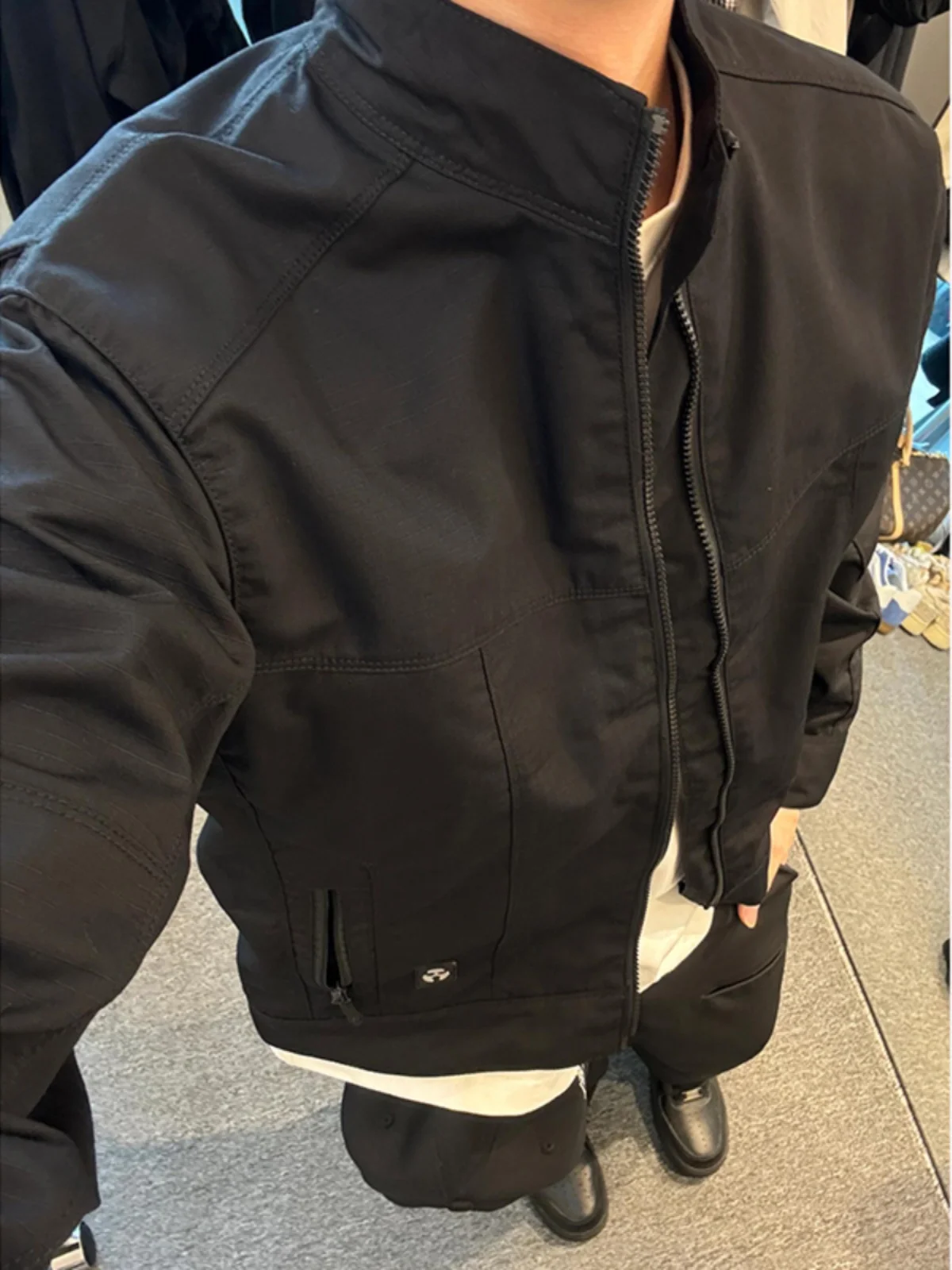 

Мужская демисезонная куртка-пилот Bla ort в американском стиле: стильная, эффектная, молодежная, для активного отдыха