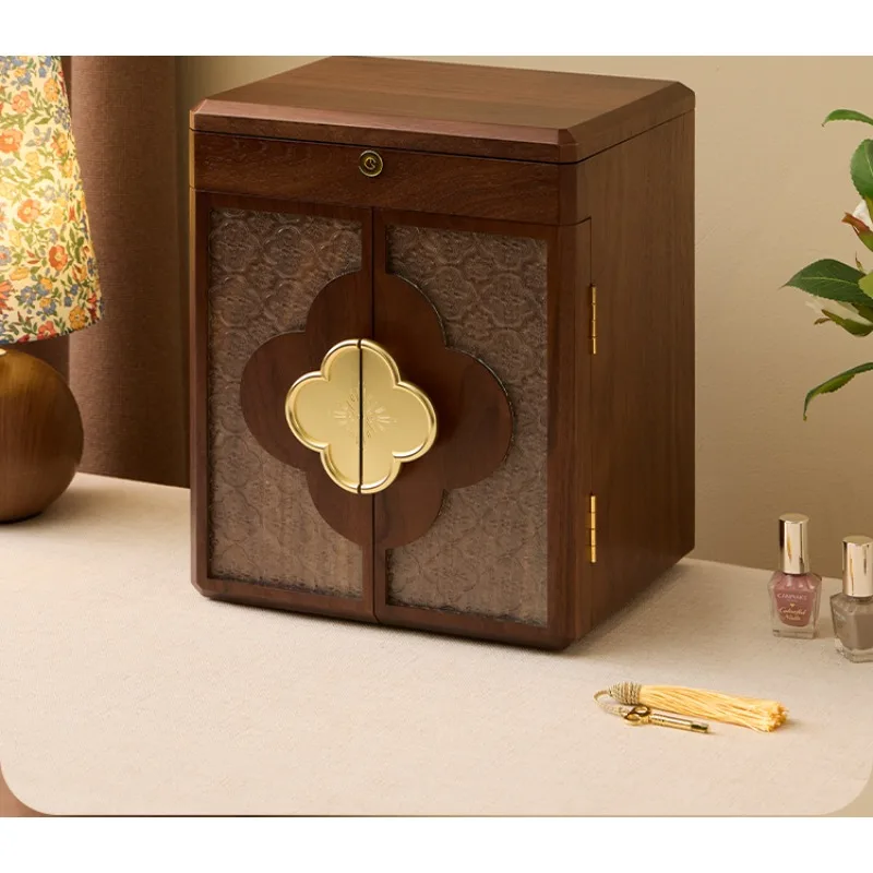 

Solid wood jewelry with lock light luxury high-end wedding gift 2025 new jewelry storage box