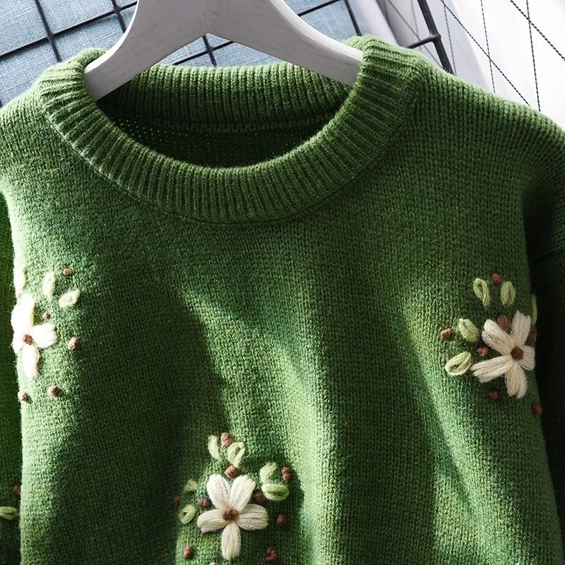 Heavy Industry Flower Embroidered Round Neck Sweater Women Autumn winter New Lazy Style Loose Long Sleeved Knitted Pullover Top