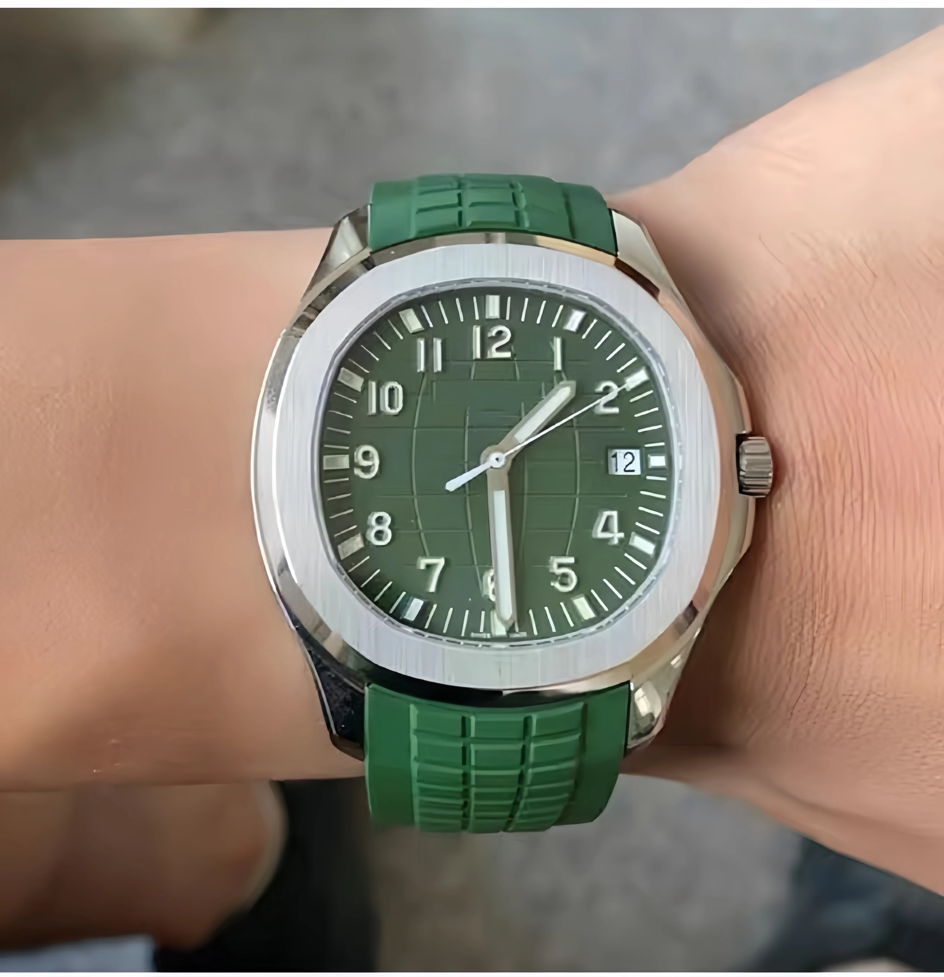 For Patek Philippe Nautilus AQUANAUT Case, Suitable For Folding Buckle Watches, 21mm High Quality Liquid Silicone Strap
