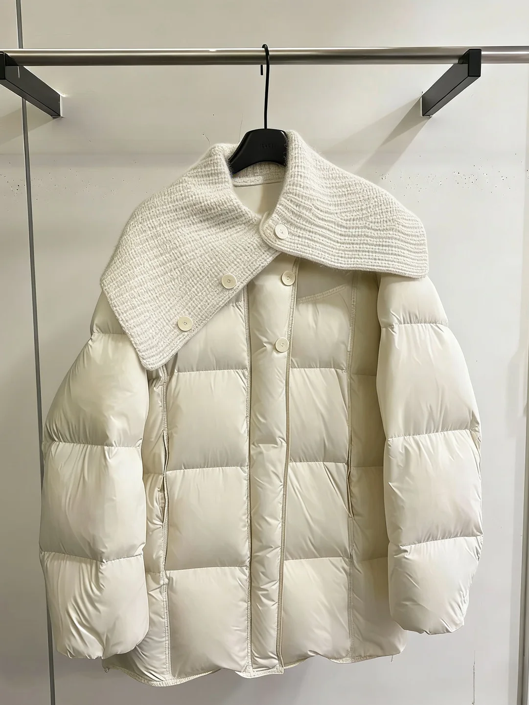 

Модная утепленная свободная теплая хлопковая куртка в корейском стиле для женщин, универсальная зимняя верхняя одежда, модная верхняя одежда прямого кроя с длинными рукавами