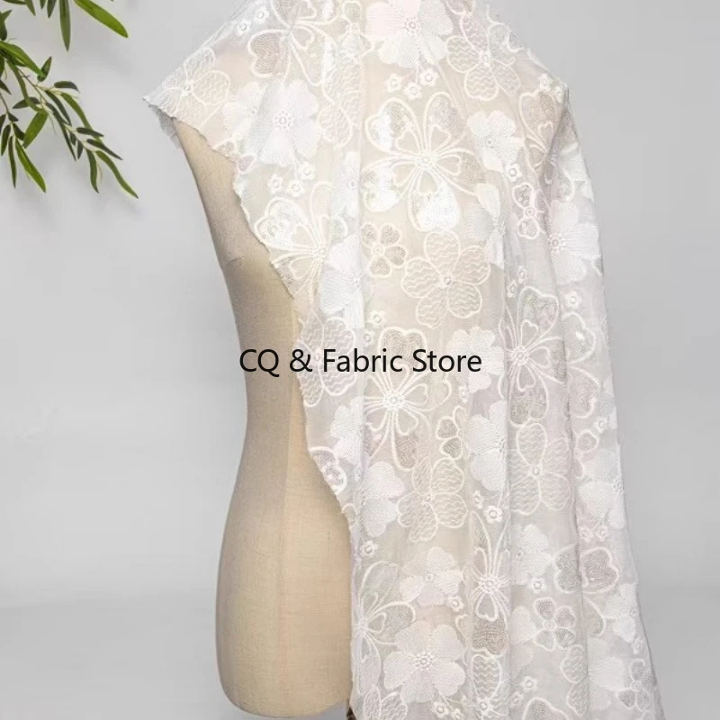 

Five Leaf Flower Sequins Embroidered Lace Fabric For Women Dress Stage Costume By The Yard