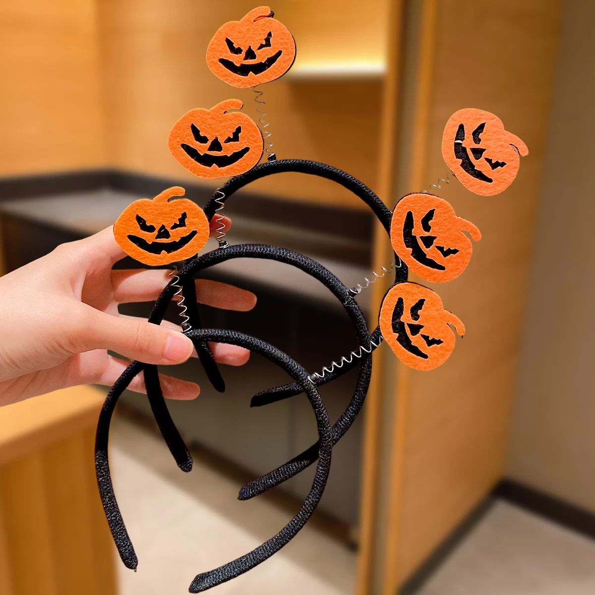 3Pcs Halloween Pumpkin Headbands, Solid Headband with Pumpkin Ornament, Fun Trick‑or‑Treat Party Hair Accessory, Halloween Gift